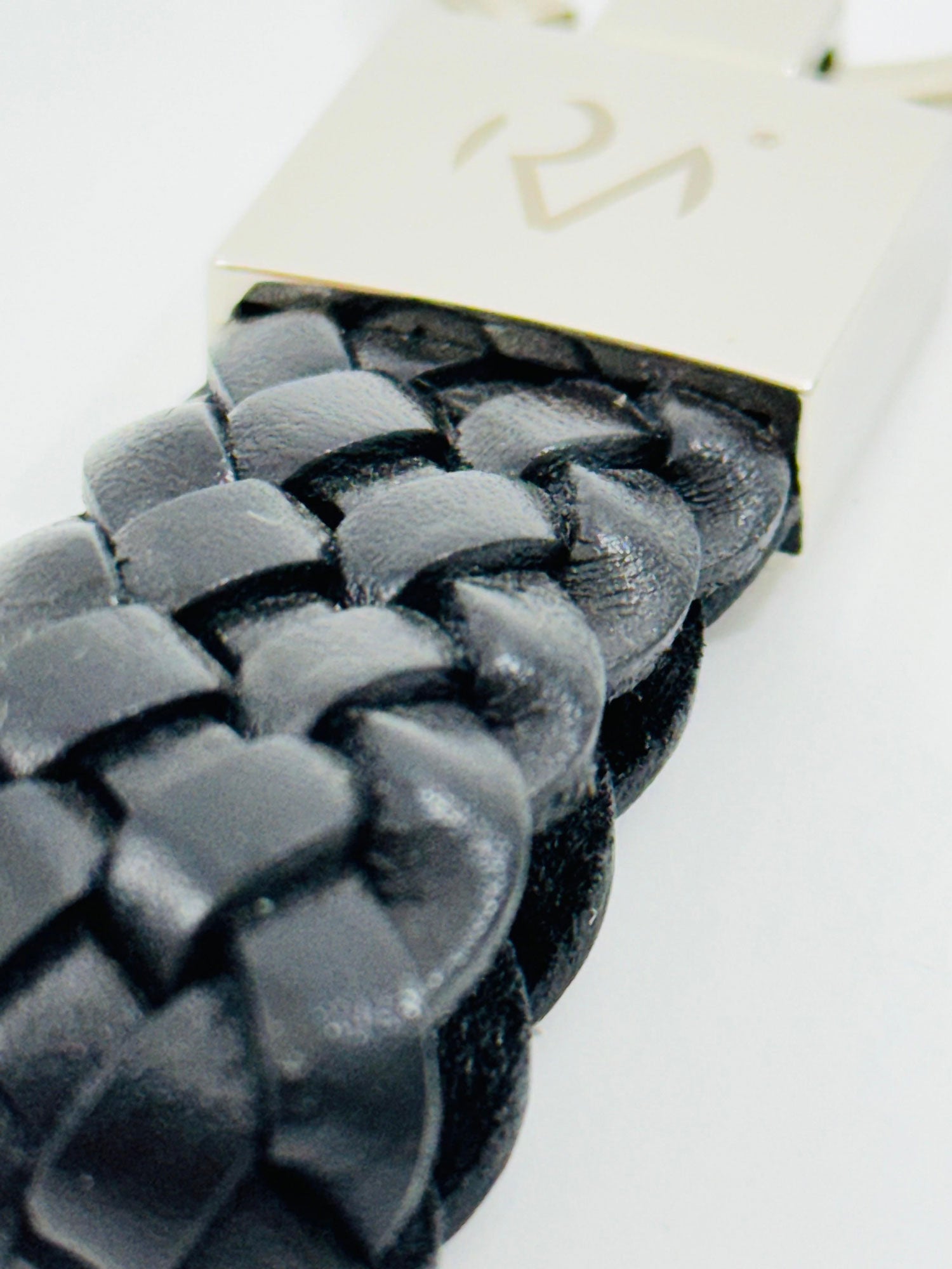 Key ring with large braid in men's leather
